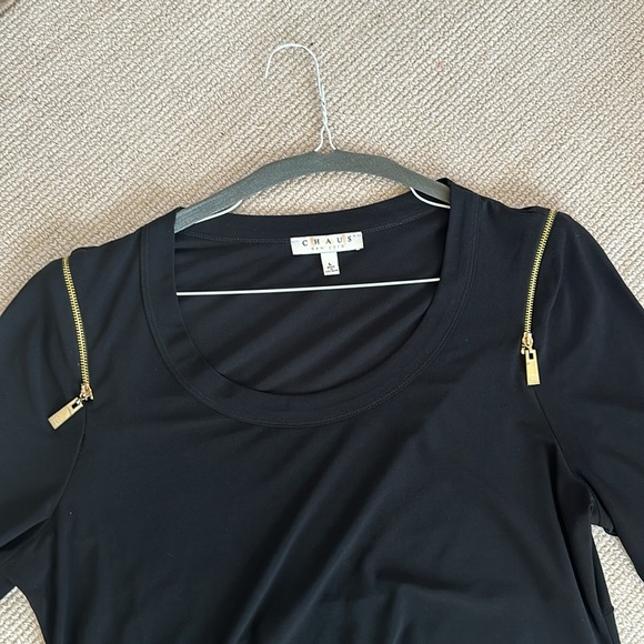 Black top hold zipper detail - Picture 2 of 4